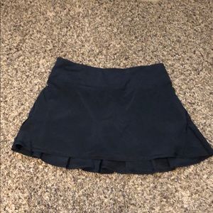 Lululemon run pace setter skirt size 4, black